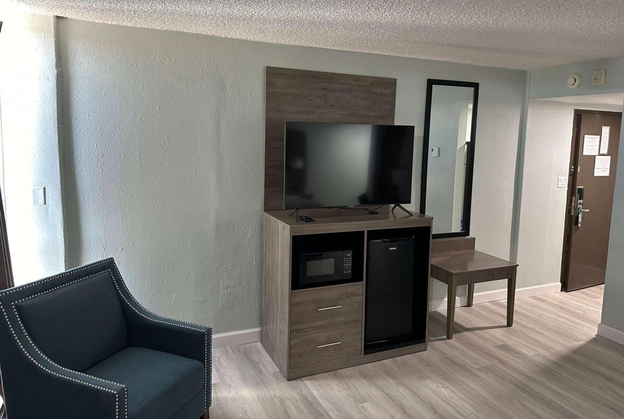 Hotel Wingate By Wyndham Sheboygan Extérieur photo