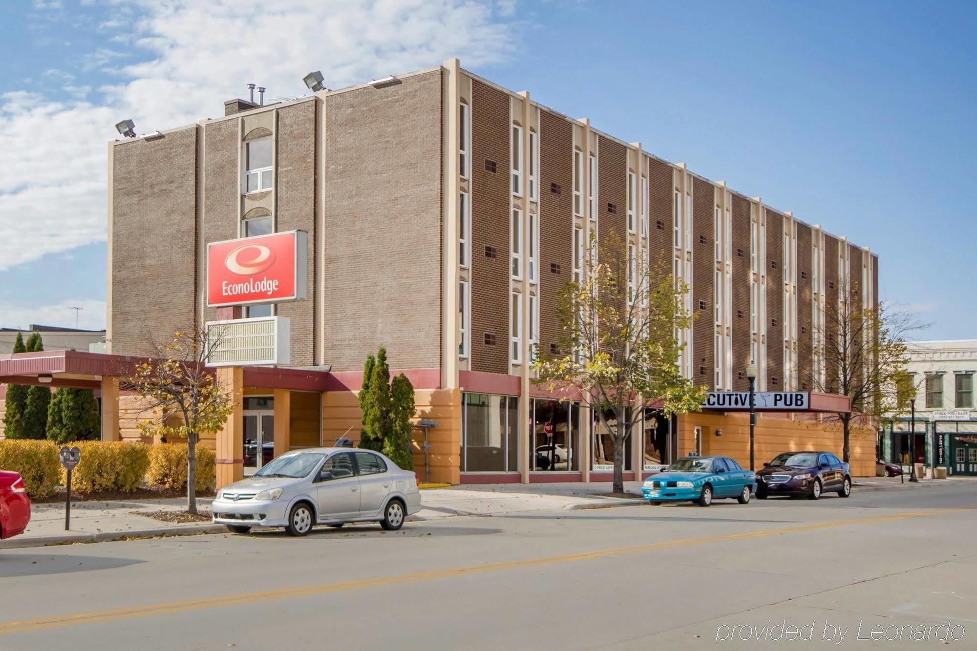 Hotel Wingate By Wyndham Sheboygan Extérieur photo